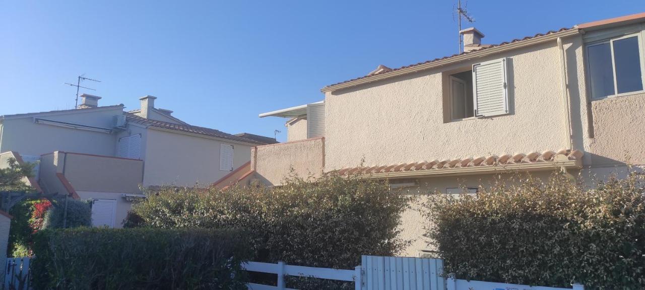 LES CASSELAS Appartement à 2 pas de la plage Saint-Cyprien  Esterno foto