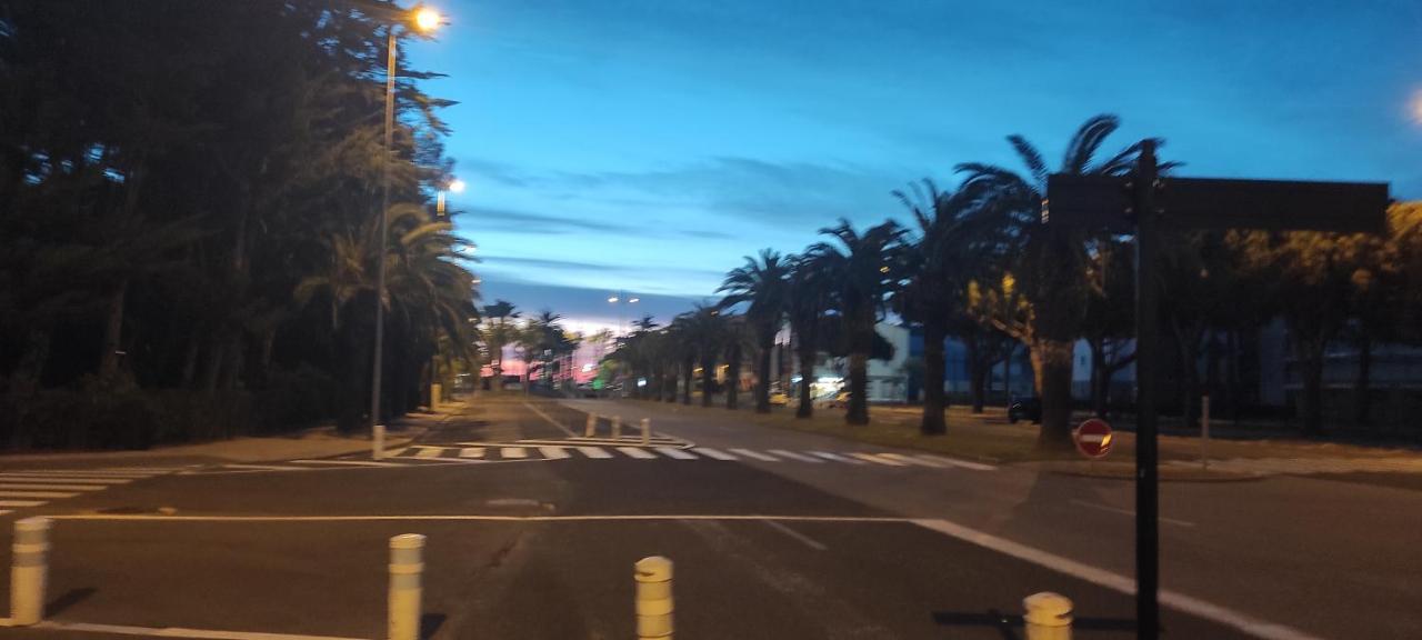 LES CASSELAS Appartement à 2 pas de la plage Saint-Cyprien  Esterno foto